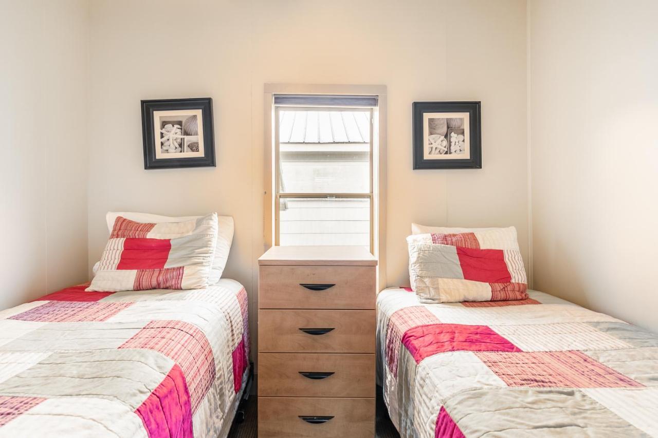 Bayside Cottage Rentals Port Rowan Ngoại thất bức ảnh